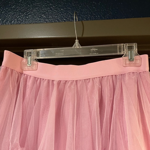 Sheer Pink Layered Ruffled Skirt. Brand New - Picture 3 of 6